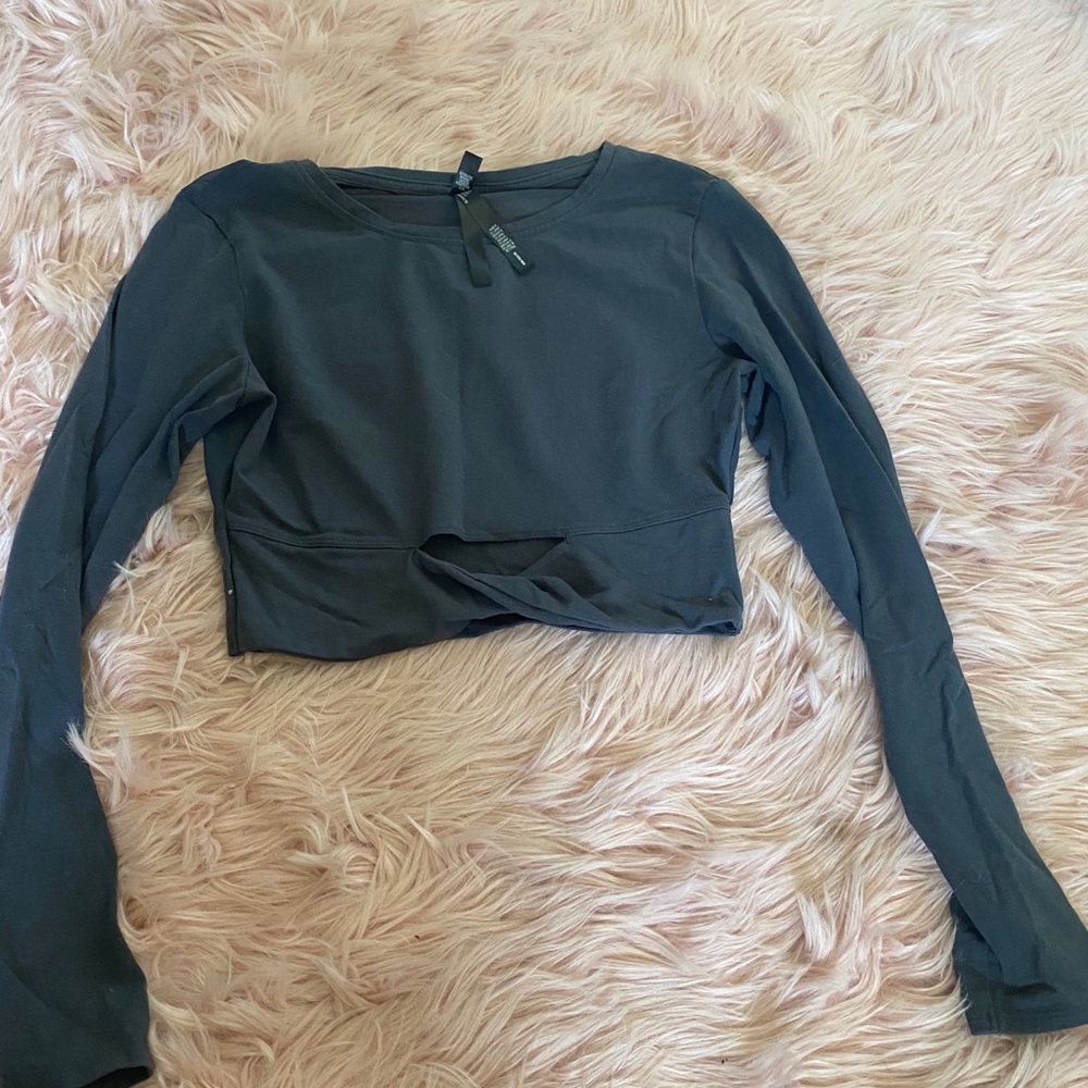 Victoria’s Secret sport crop top